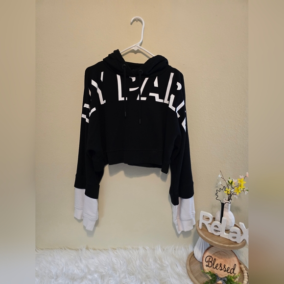 Ivy Park Women's Shadow Logo Loopback Cropped Hoodie Black in Dubai Sz Medium - Picture 6 of 16